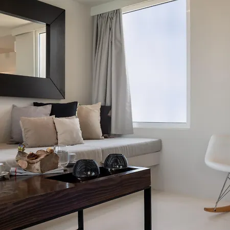 Resort West East