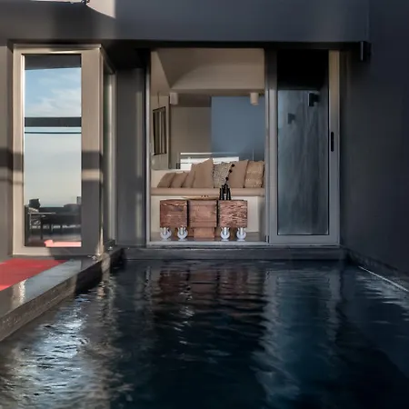 Resort West East